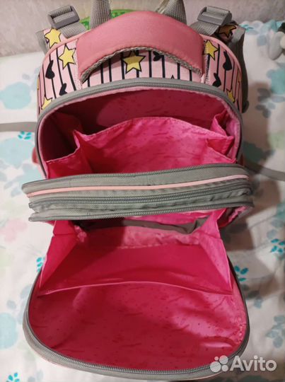 Школьный рюкзак