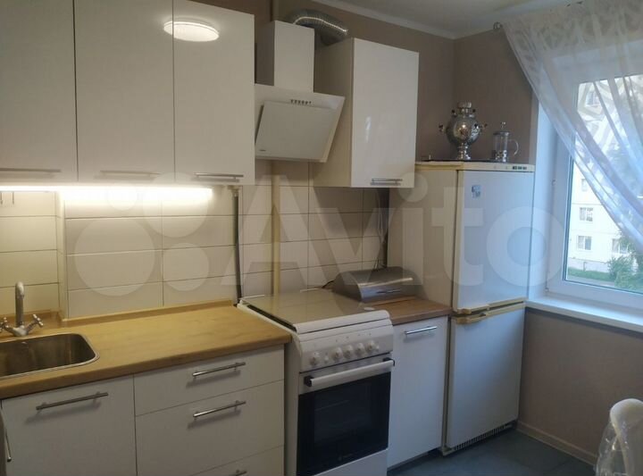 3-к. квартира, 57 м², 3/9 эт.