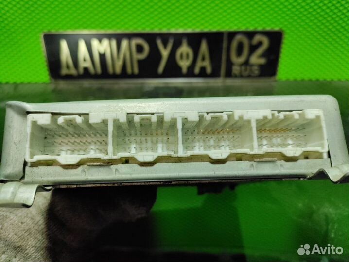 Блок управления двс эбу efi Mazda Mpv L3DE