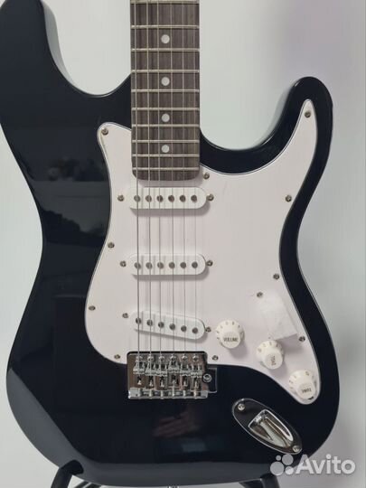 Набор Электрогитара + комбик полный комплект новое