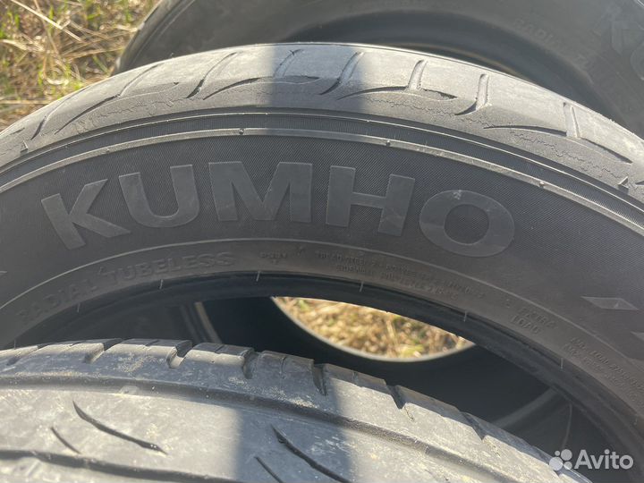 Kumho Ecsta PS31 235/55 R17 103W