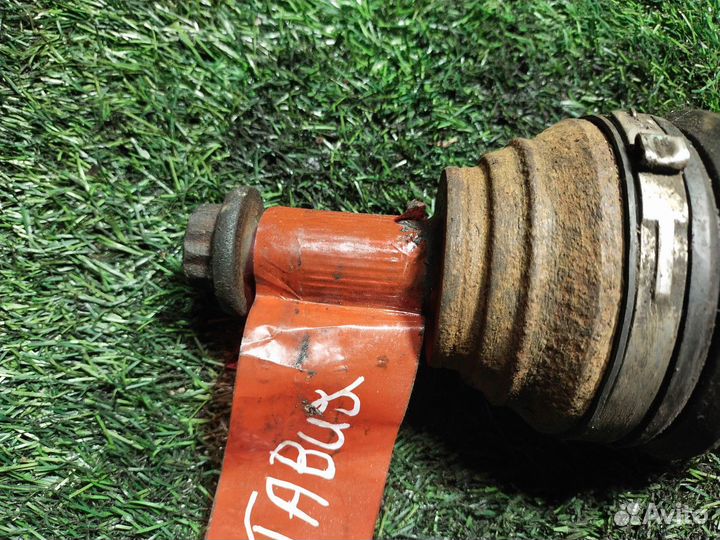 Полуось передняя (привод) Skoda Octavia