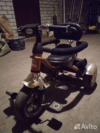 Детский трехколесный велосипед