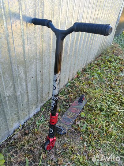 Трюковой самокат