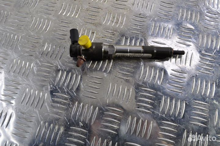 Б/У Б/У Топливная форсунка Ford Transit 2013