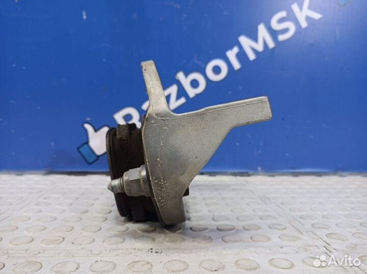 Опора двигателя левая Renault Arkana 2019