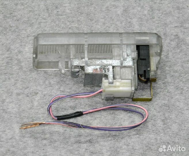 Плафон багажника Nissan Murano Z50