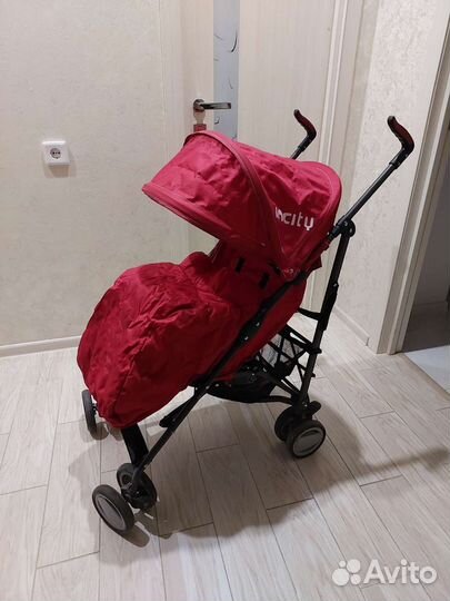 Прогулочная коляска трость