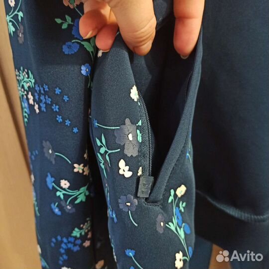 Костюм спортивный