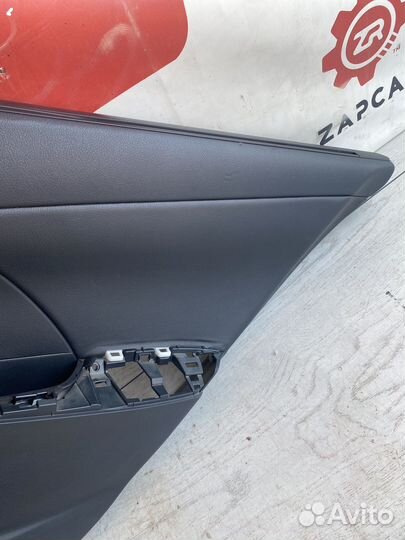 Toyota Camry V50 Обшивка двери задняя