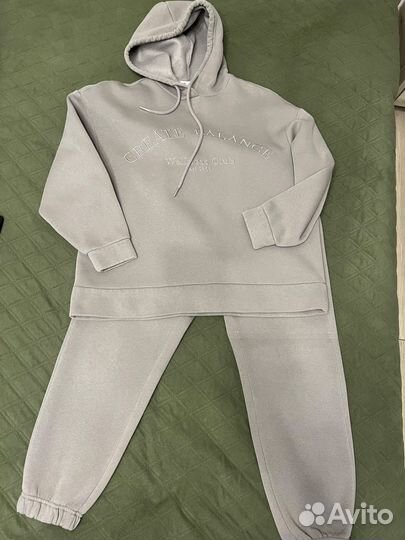 Костюм на девочку 152 gee jay