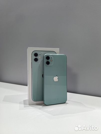 iPhone 11, 64 ГБ