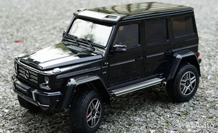 G class G500 4x4 Almost real 1 18