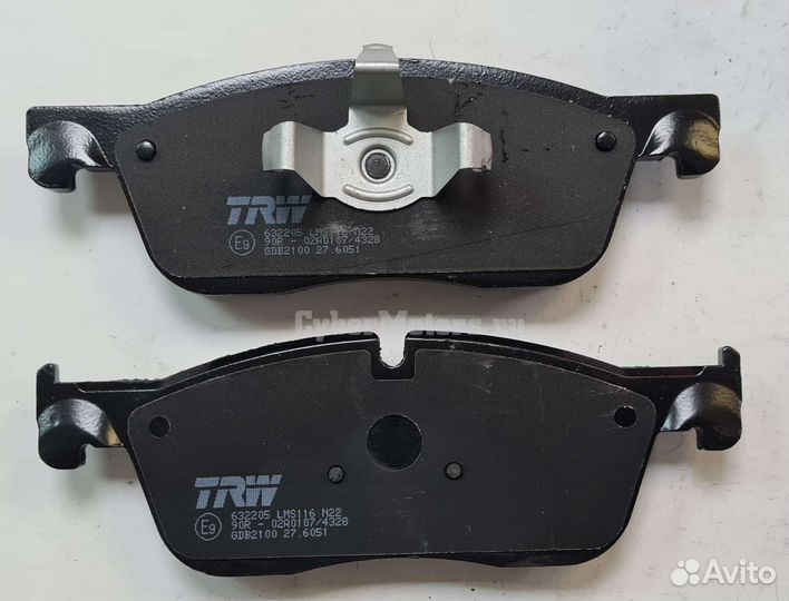 Колодки тормозные jaguar E-pace