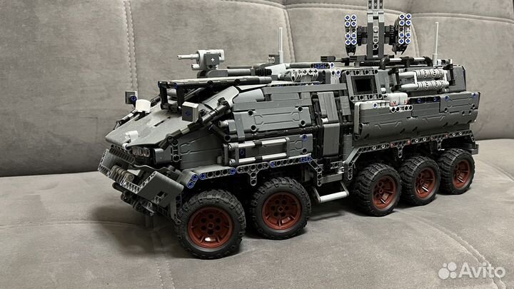 Развивающий автомобиль