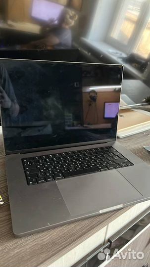 Apple macbook pro 16 m1 1tb
