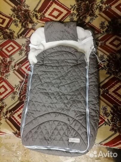 Теплый конверт в прогулочную коляску