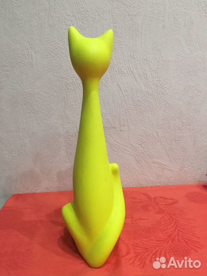 Статуэтка Кошка