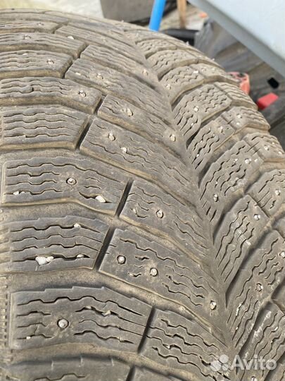 Michelin X-Ice North 4 265/60 R18