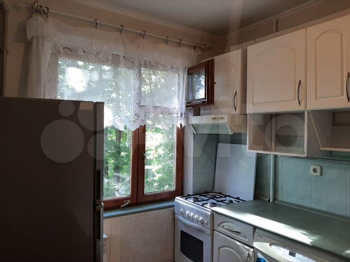 2-к. квартира, 45 м², 3/5 эт.