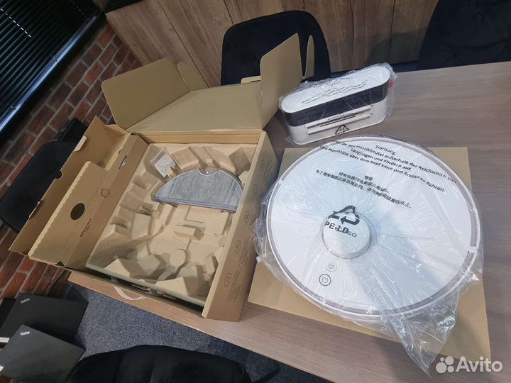 Умный пылесоc товарный остаток 6шт