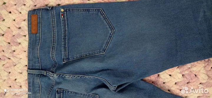 Tommy hilfiger джинсы 27