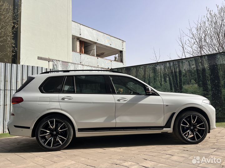 BMW X7 3.0 AT, 2021, 24 424 км