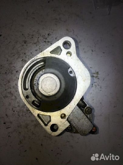 Стартер Nissan Cube AZ10 2330041B79