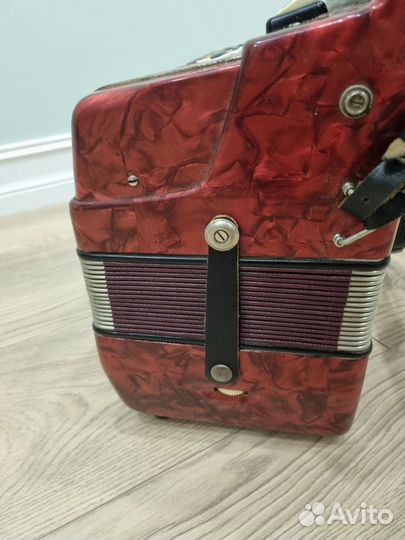 Немецкий кнопочный аккордеон (баян) Barcarole