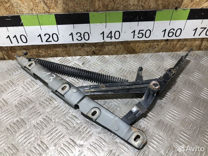 Петля багажника правая S500 220