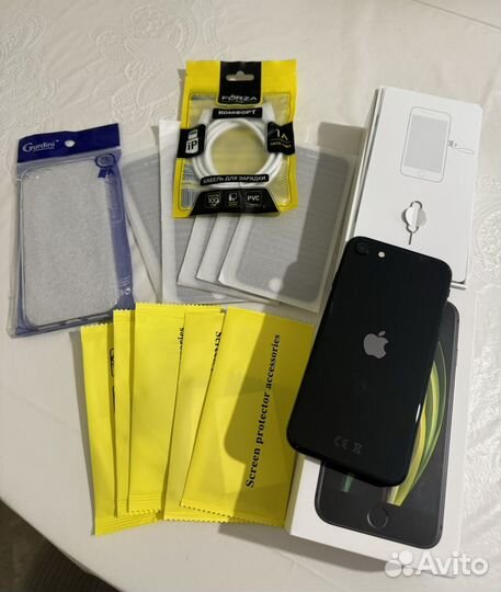 iPhone SE (2020), 64 ГБ