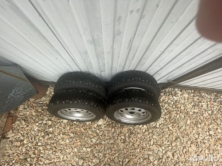 R14 Viatti Brina Nordico V-522 175/65, PCD 4x98 DIA 56.1