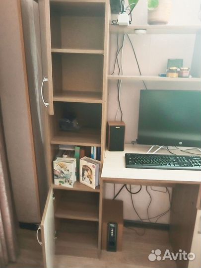 Компьютерный стол