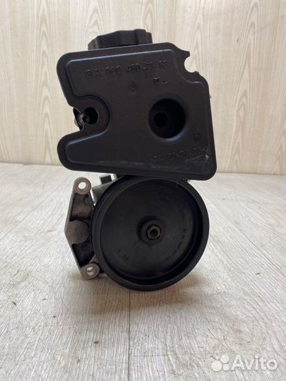 Насос гидроусилителя руля Mercedes Benz E230 W211