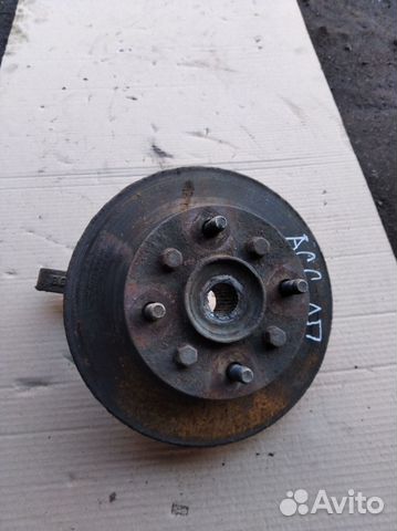 Поворотный кулак Hyundai Accent передний левый