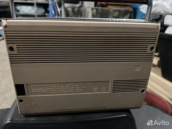 Радиоприемник VEF-214 FM, СССР