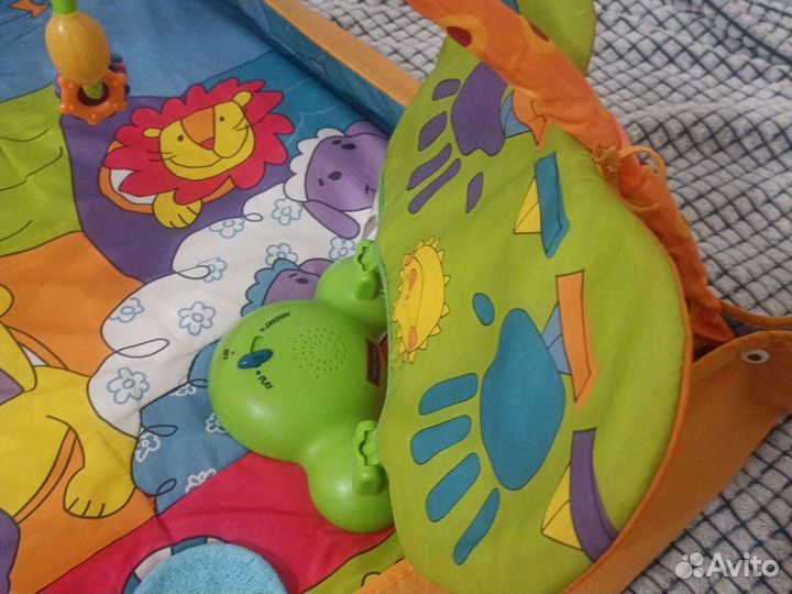 Развивающий коврик tiny love