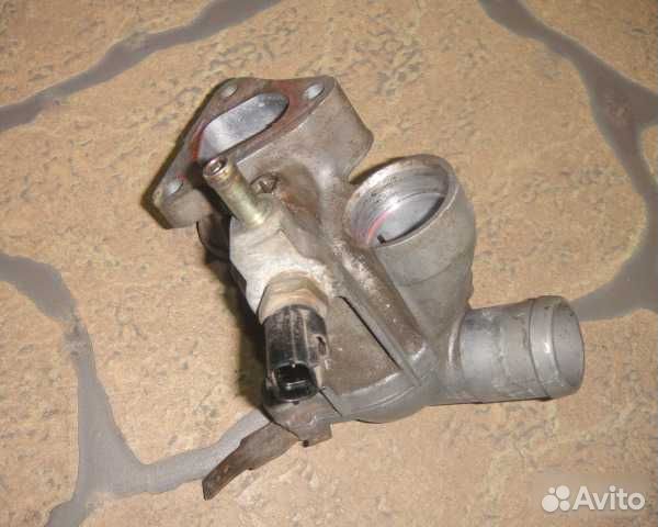 Корпус термостата Mitsubishi Lancer 9