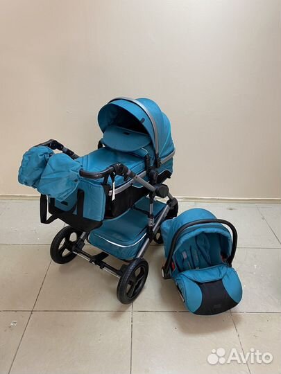 Коляска новая