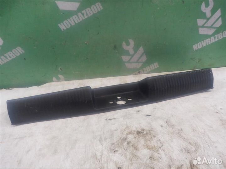 Обшивка багажника Форд Фокус 1