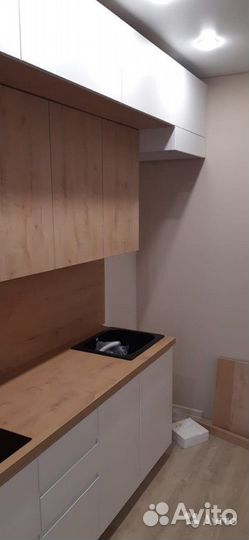 Кухонный гарнитур прямой под встроенную технику