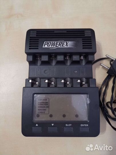 Зарядное устройство maha powerex