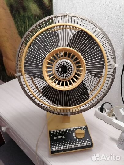 Вентилятор орбита-10 настольный СССР