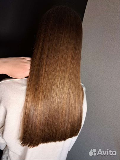 Кератиновое выпрямление волос