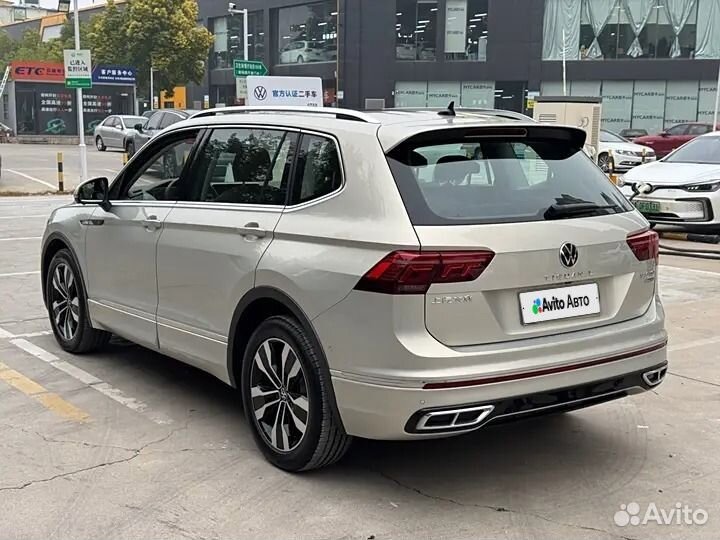 Volkswagen Tiguan 2.0 AMT, 2022, 10 000 км