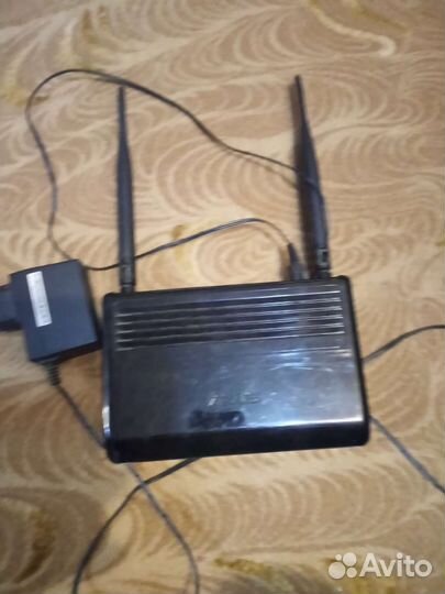 Роутер Asus DSL-N12U