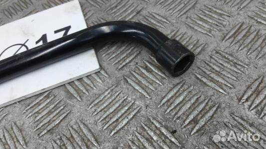 Ключ колесный opel astra H (DEA28VP01)