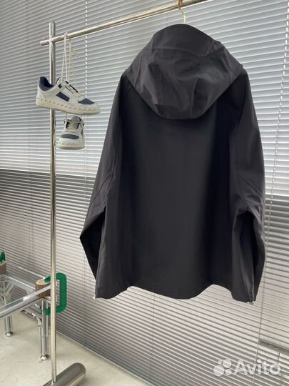 Ветровка Givenchy