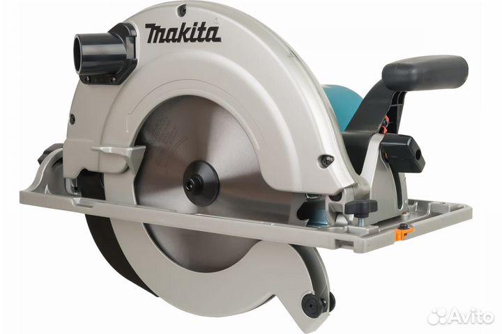 Дисковая пила Makita 5903 R