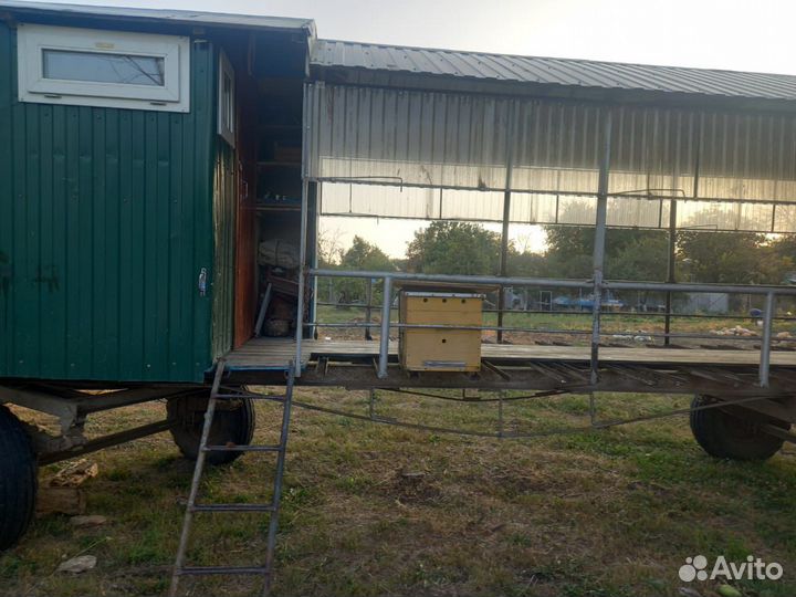 Прицеп пчеловодческий